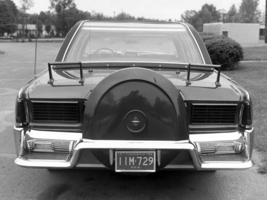  Lincoln Continental Presidential X-100 Quick Fix 1964 года  (фото 2 из 11)